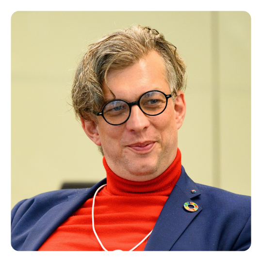 Daniel Dobos